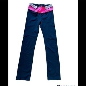 Nikibiki sports pants for gym and casual for women